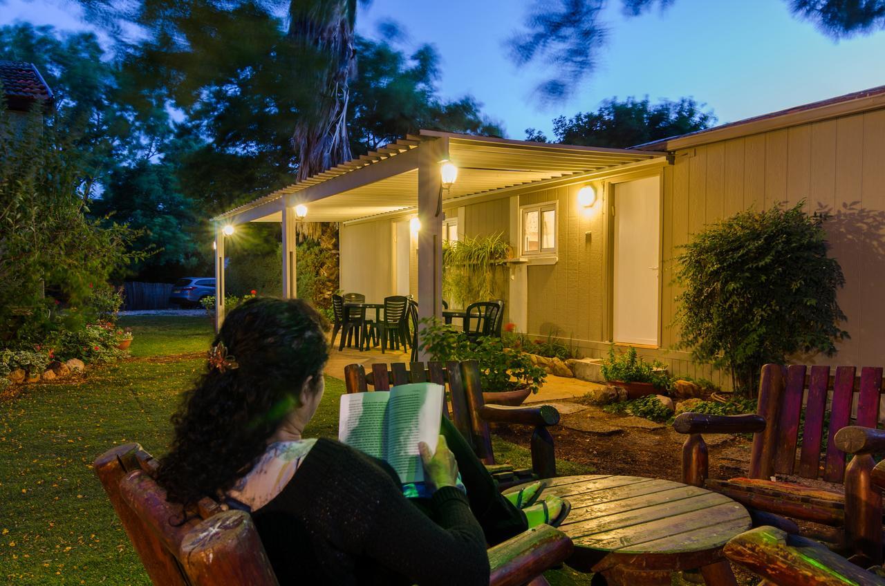 Orna'S Corner Bed and Breakfast Yuval Εξωτερικό φωτογραφία